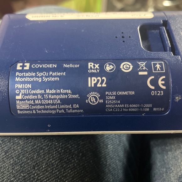 Covidien Portable SP02 monitor - Picture 2 of 2